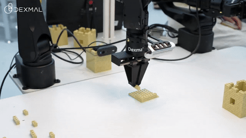 Dexmal's DM0.5 Drives High-Precision Robotic LEGO Assembly